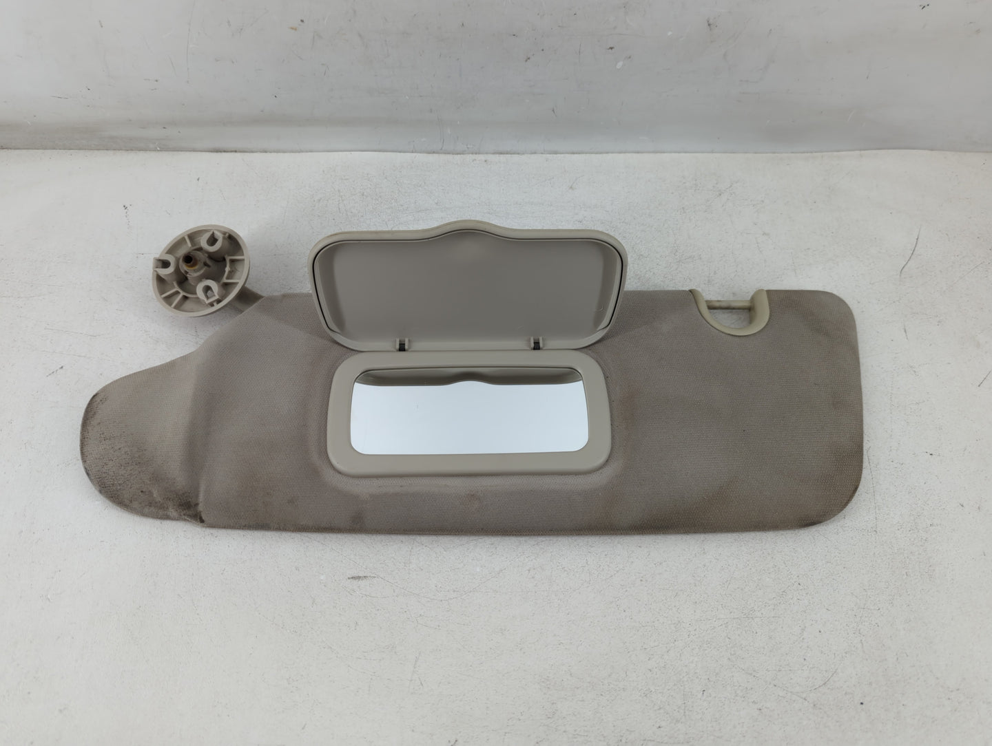 2013 Dodge Caravan Sun Visor Shade Replacement Driver Left Mirror Fits Fits 2011 2012 2014 2015 2016 2017 2018 2019 2020 OEM