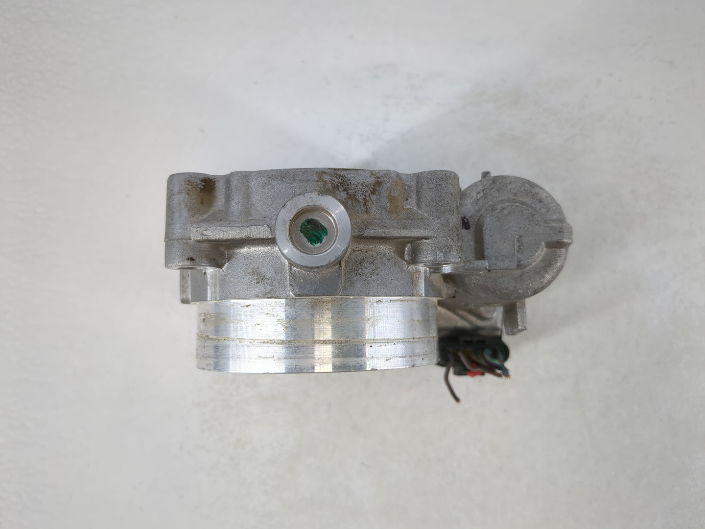 2013 Dodge Caravan Throttle Body P/N:05184349AC Fits Fits 2011 2012 2014 2015 2016 2017 2018 2019 2020 2021 2022 OEM Used Au