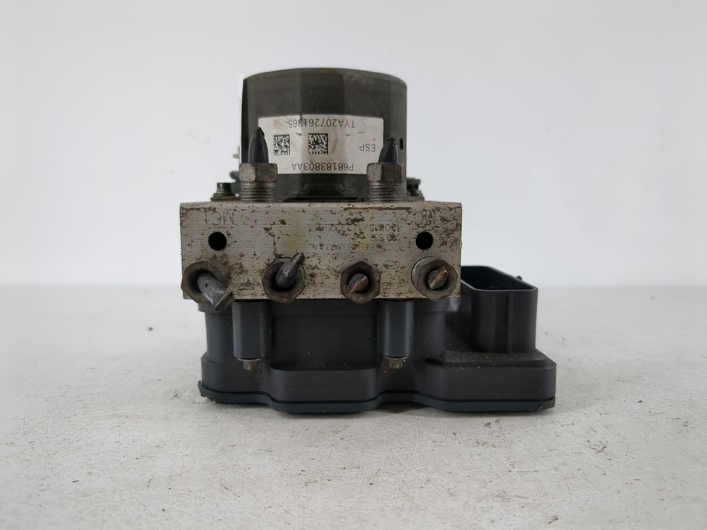 2013 Dodge Caravan ABS Pump Control Module Replacement P/N:P68183803AA Fits OEM Used Auto Parts - Oemusedautoparts1.com