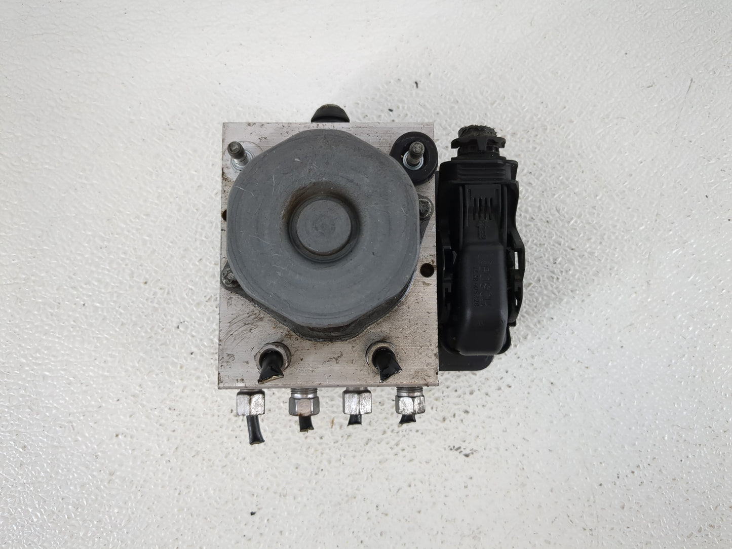 2013 Dodge Caravan ABS Pump Control Module Replacement P/N:P68183803AA Fits OEM Used Auto Parts - Oemusedautoparts1.com