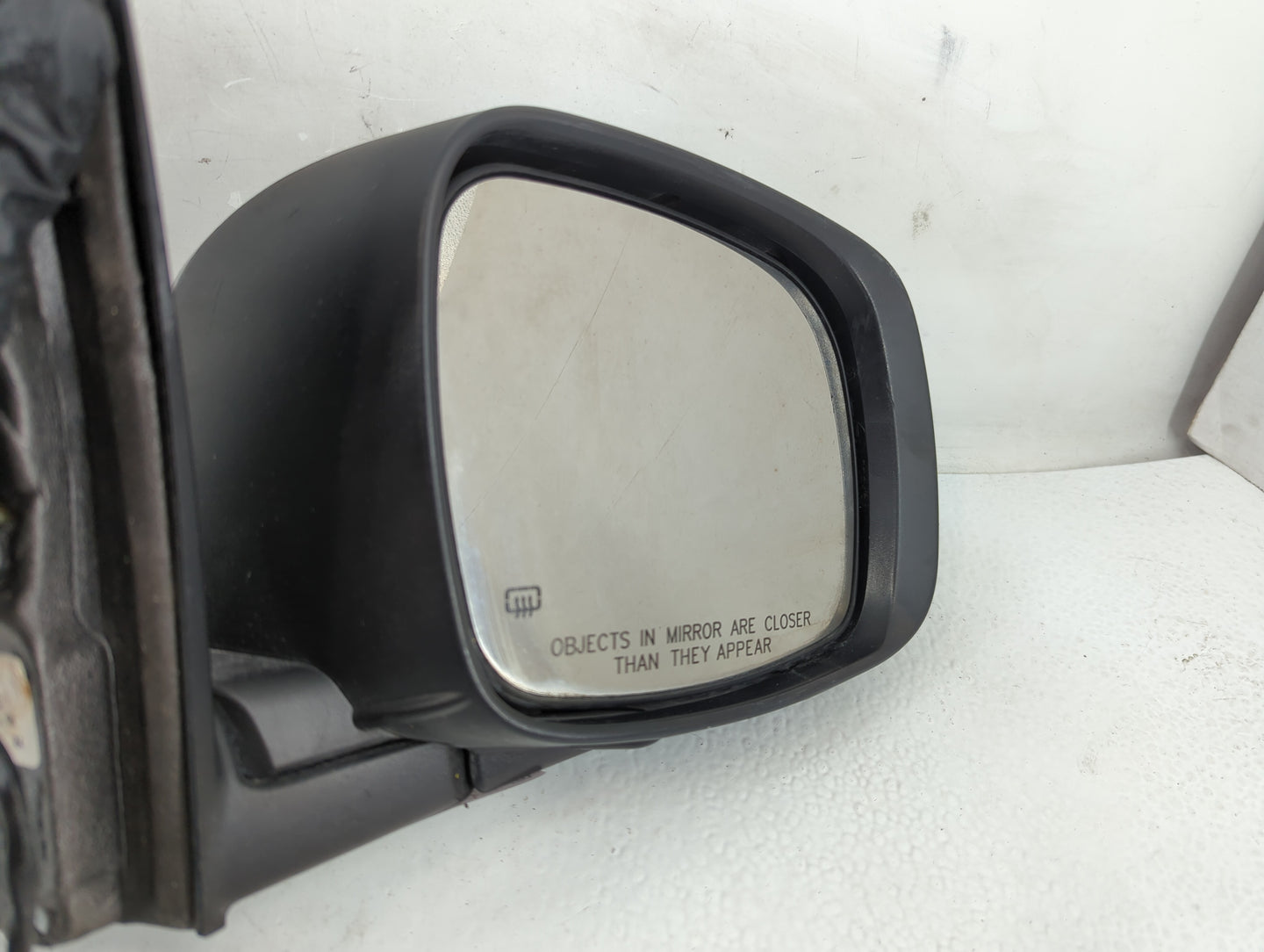 2013 Dodge Caravan Passenger Side View Mirror - Right Door Mirror OEM Used - Oemusedautoparts1.com