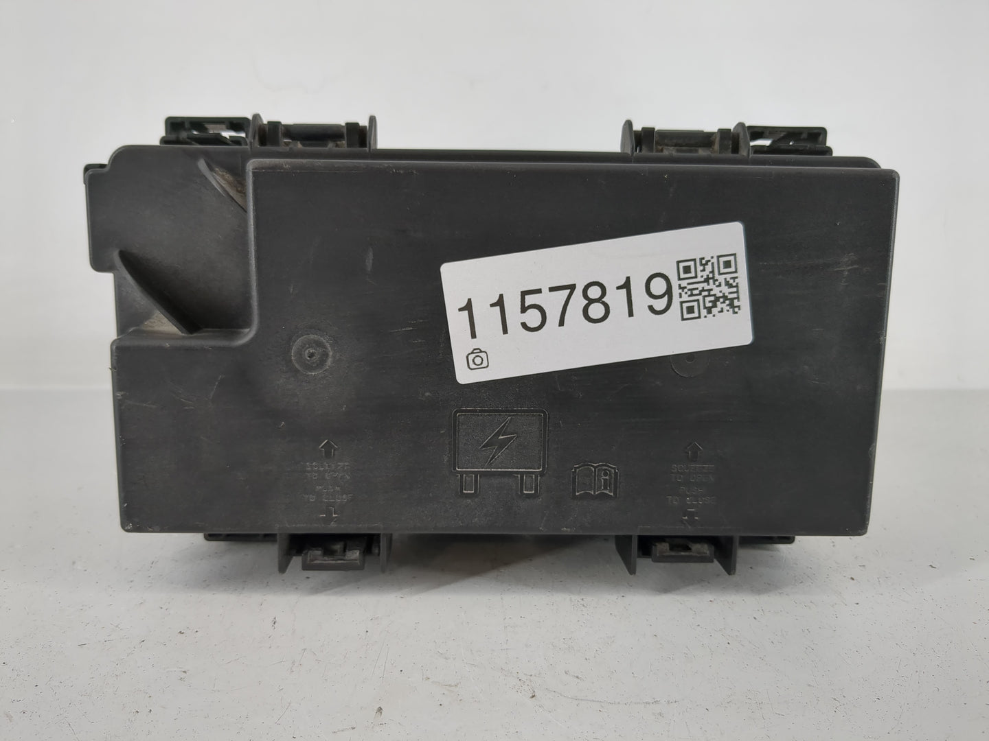 Dodge Caravan Fusebox Fuse Box Relay Module Tipm 68163904ac - Oemusedautoparts1.com