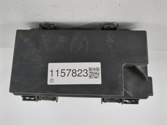 2013 Dodge Caravan Fusebox Fuse Box Panel Relay Module P/N:RT032542I9 68163904AB Fits OEM Used Auto Parts - Oemusedautoparts