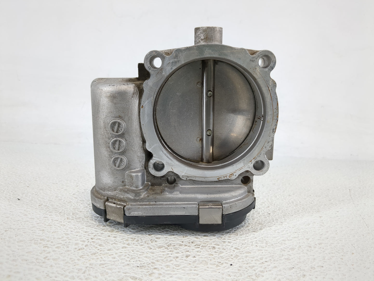 2013 Dodge Caravan Throttle Body P/N:05184349AC Fits Fits 2011 2012 2014 2015 2016 2017 2018 2019 2020 2021 2022 OEM Used Au