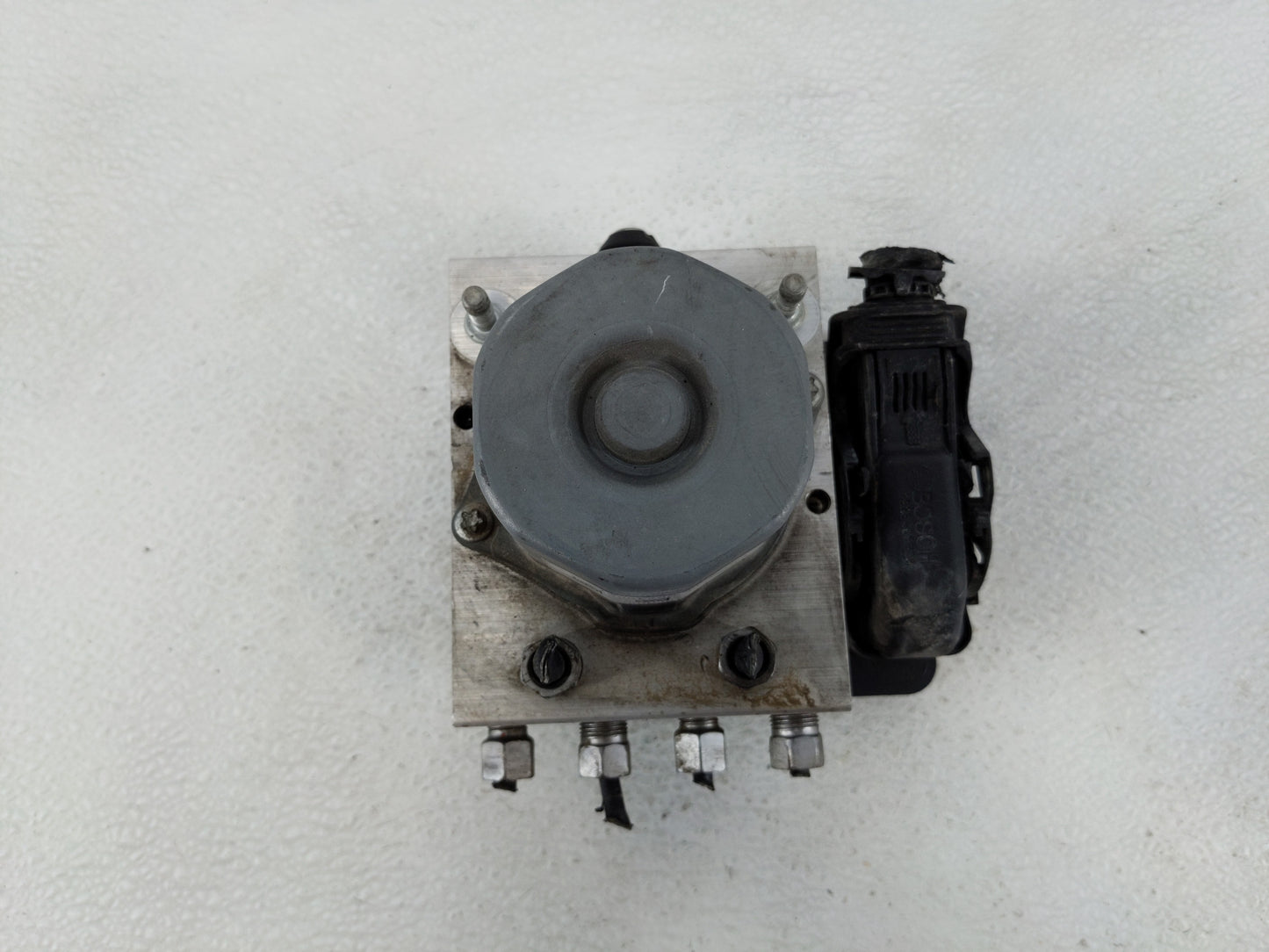 2013 Dodge Caravan ABS Pump Control Module Replacement P/N:68183803AA Fits OEM Used Auto Parts - Oemusedautoparts1.com