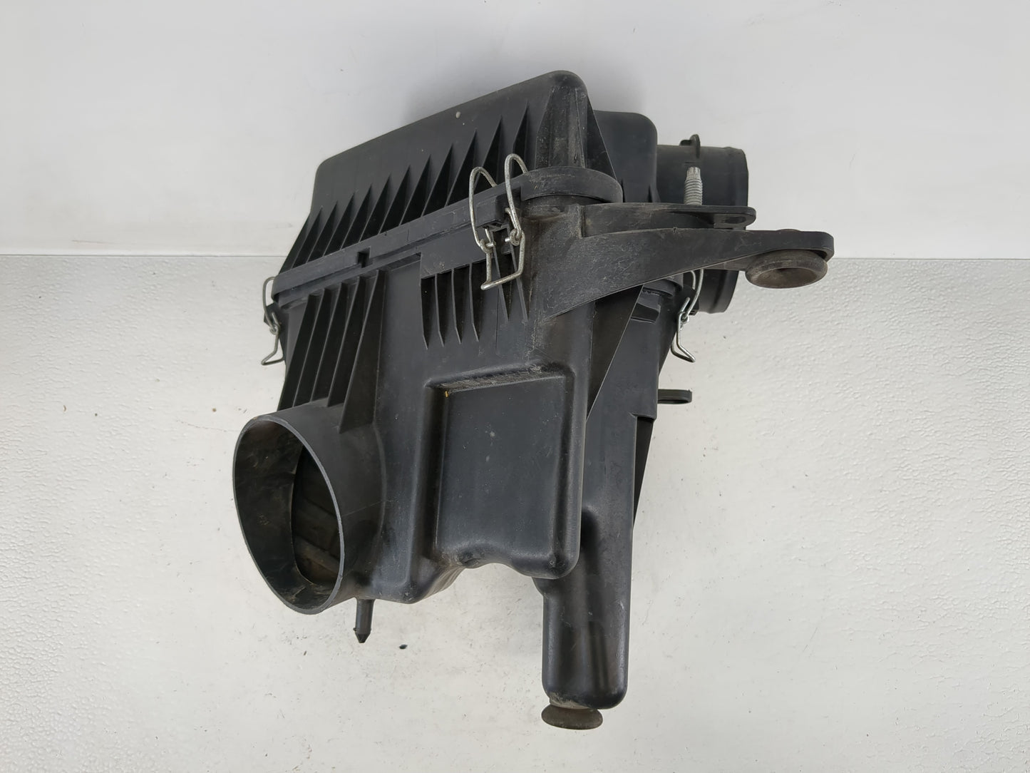 Dodge Caravan Air Cleaner Intake-duct Hose Tube - Oemusedautoparts1.com