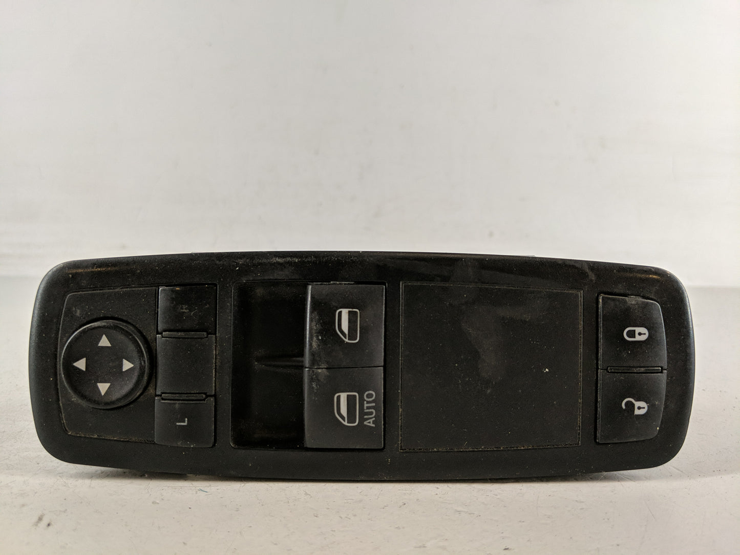 2013 Dodge Caravan Master Power Window Switch Replacement Driver Side Left P/N:68110870AA 68298870AA Fits Fits 2012 2014 201