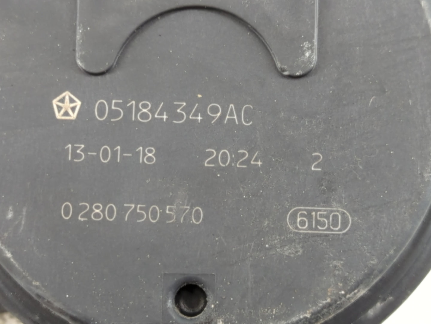 2013 Dodge Caravan Throttle Body P/N:05184349AC Fits Fits 2011 2012 2014 2015 2016 2017 2018 2019 2020 2021 2022 OEM Used Au
