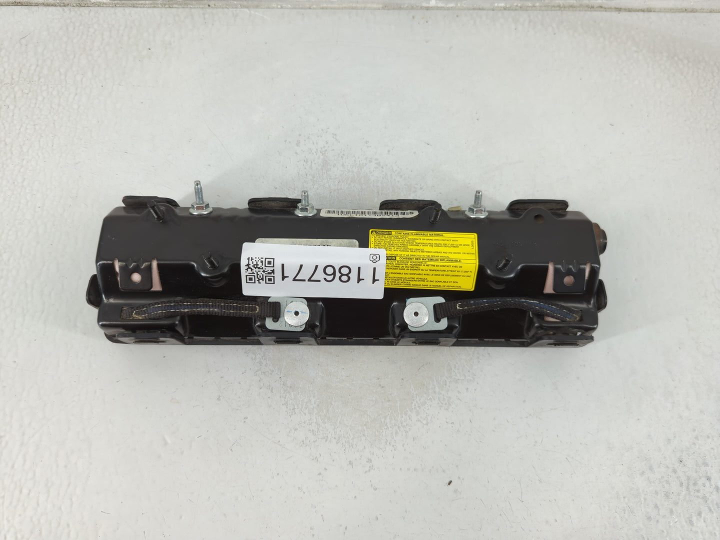 2013 Dodge Caravan Air Bag Driver Left Knee OEM P/N:TDKLI0173B2413 Fits Fits 2014 2015 2016 2017 2018 OEM Used Auto Parts - 