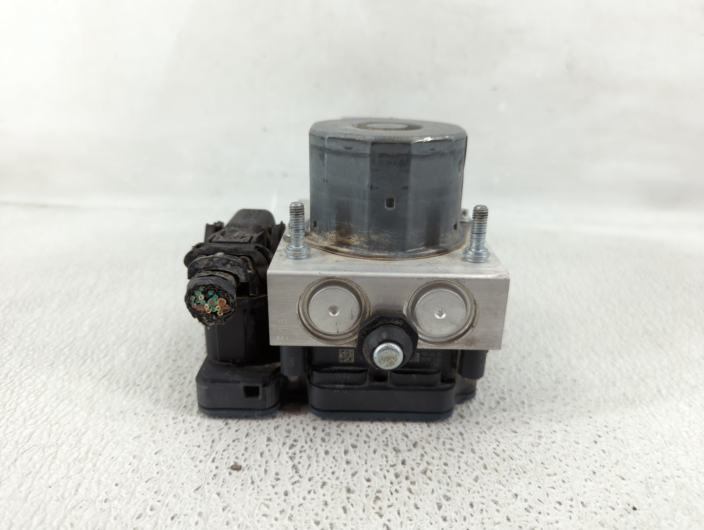 2013 Dodge Caravan ABS Pump Control Module Replacement P/N:269 537 68183803AB Fits OEM Used Auto Parts - Oemusedautoparts1.c