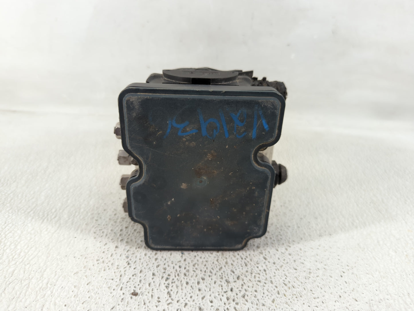 2013 Dodge Caravan ABS Pump Control Module Replacement P/N:269 537 68183803AB Fits OEM Used Auto Parts - Oemusedautoparts1.c