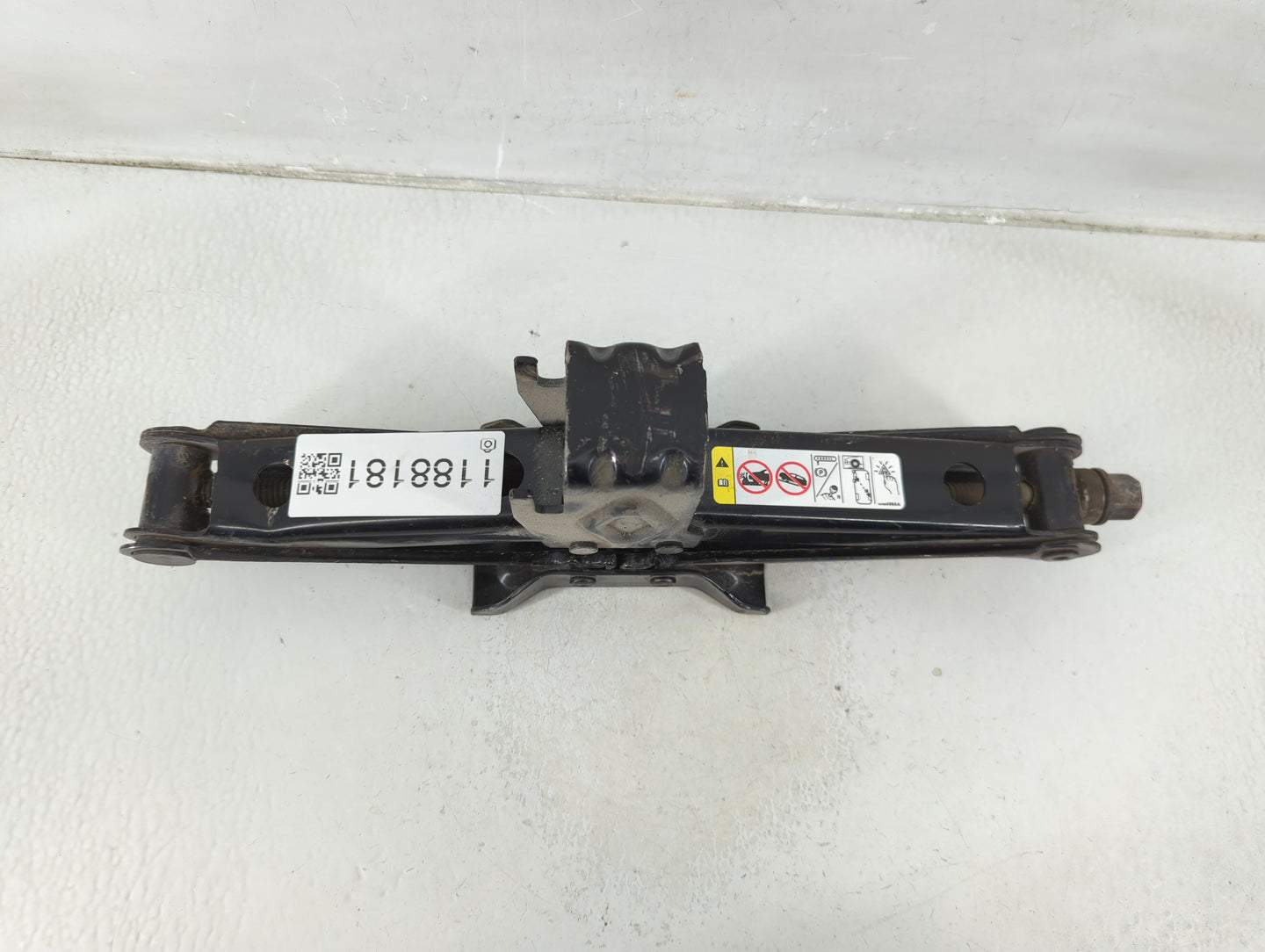 2013 Dodge Caravan Spare Scissor Car Jack - Oemusedautoparts1.com