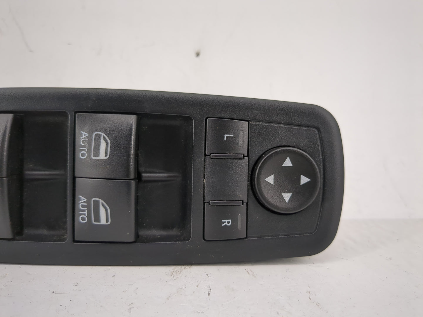 2013 Dodge Caravan Master Power Window Switch Replacement Driver Side Left P/N:68298871AA Fits OEM Used Auto Parts - Oemused