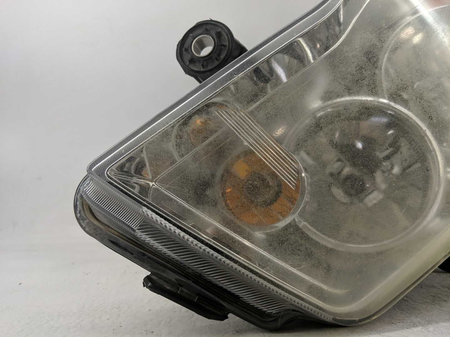 Dodge Caravan Passenger Right Oem Head Light Headlight Lamp - Oemusedautoparts1.com