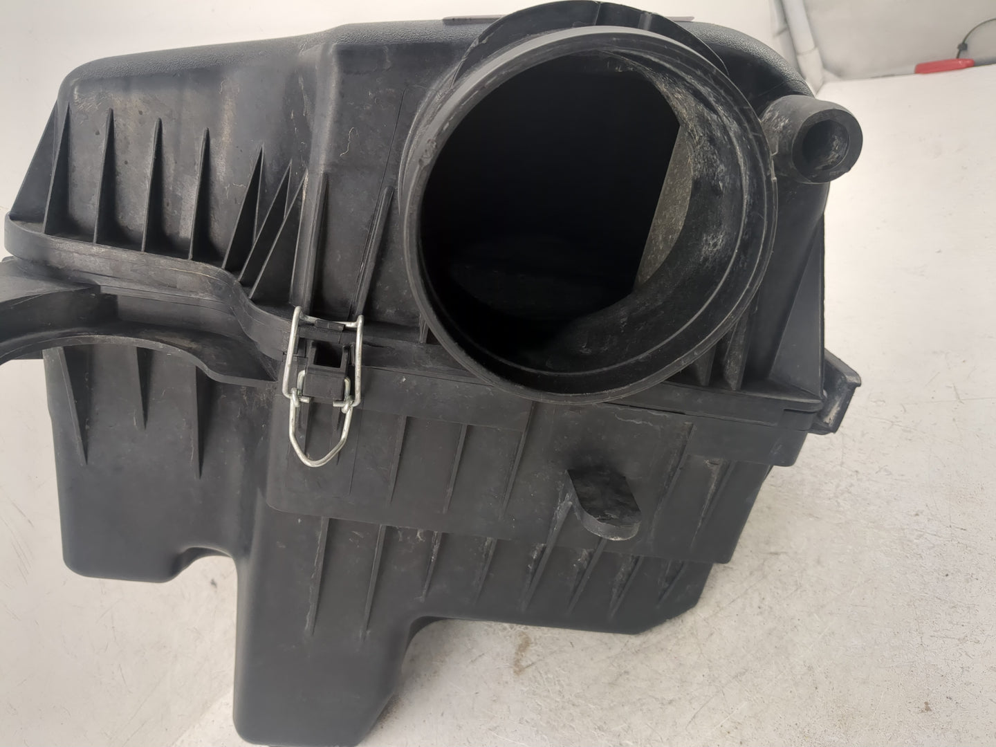 2013 Dodge Caravan Air Cleaner Intake-duct Hose Tube - Oemusedautoparts1.com