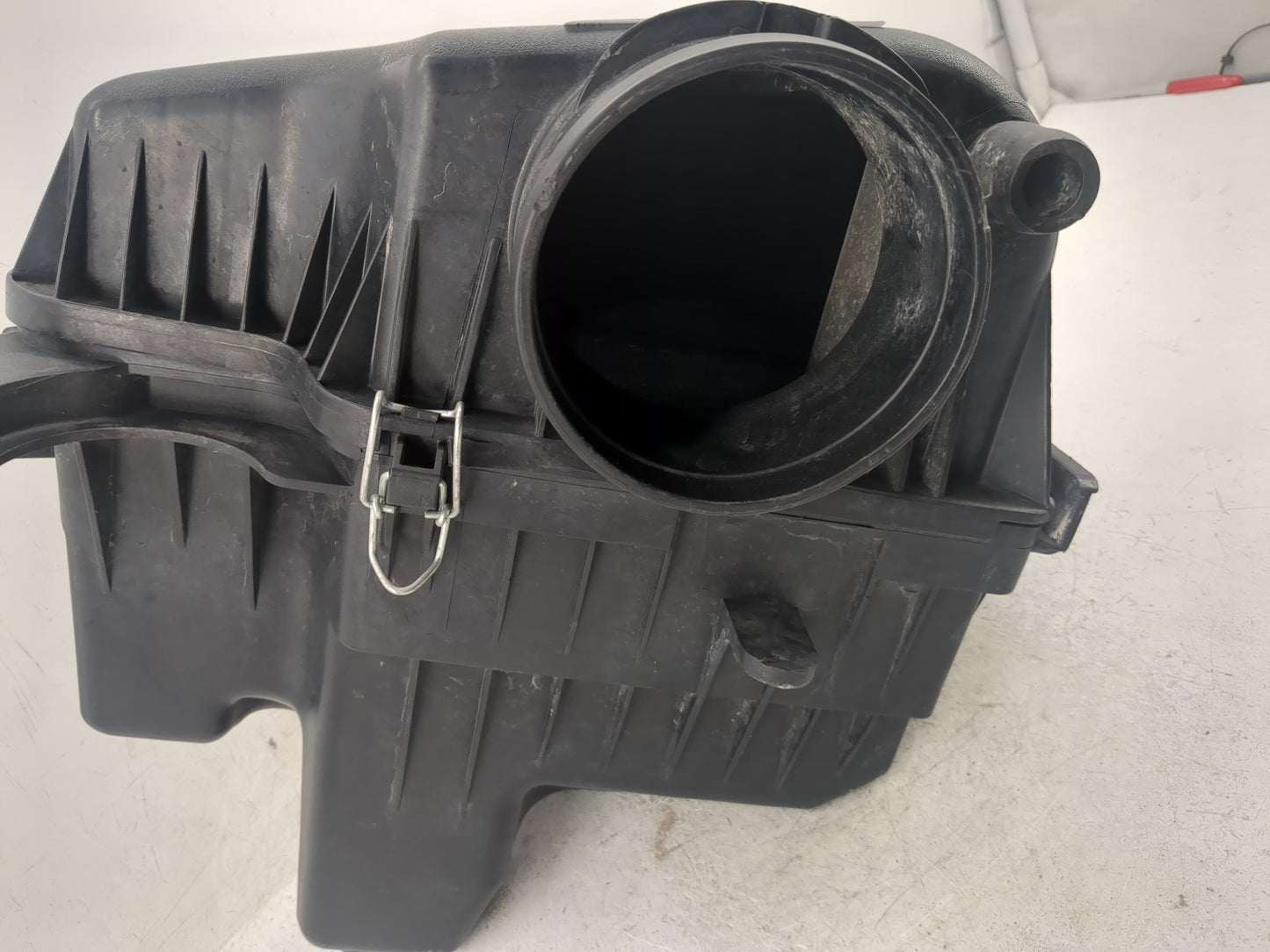 2013 Dodge Caravan Air Cleaner Intake-duct Hose Tube - Oemusedautoparts1.com