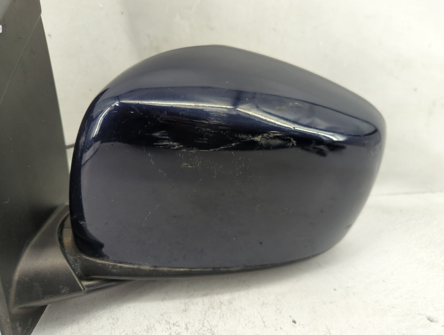 2013 Dodge Caravan Driver Side View Mirror - Left Door Mirror OEM Used - Oemusedautoparts1.com