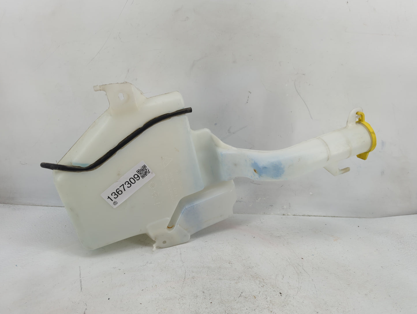Dodge Caravan Windshield Washer Fluid Reservoir Bottle Oem - Oemusedautoparts1.com