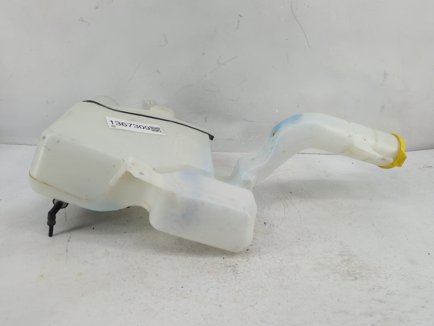 Dodge Caravan Windshield Washer Fluid Reservoir Bottle Oem - Oemusedautoparts1.com