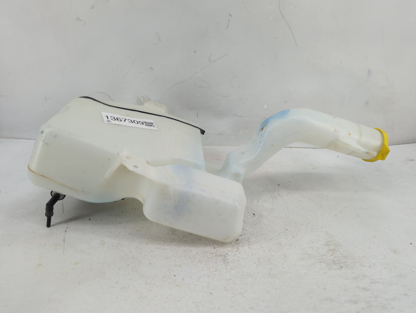 Dodge Caravan Windshield Washer Fluid Reservoir Bottle Oem - Oemusedautoparts1.com