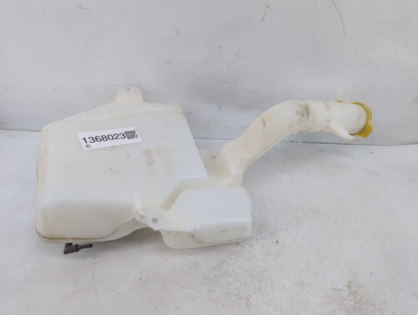 Dodge Caravan Windshield Washer Fluid Reservoir Bottle Oem - Oemusedautoparts1.com