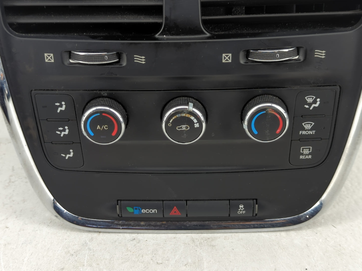2013 Dodge Caravan Climate Control Module Temperature AC/Heater Replacement P/N:P68260539AB Fits OEM Used Auto Parts - Oemus