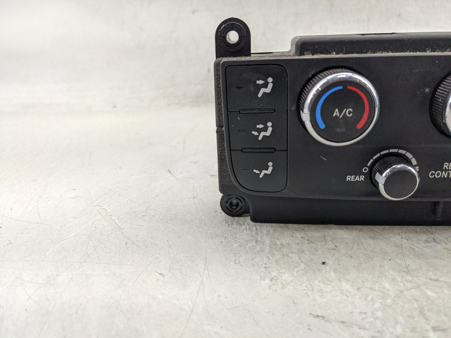 2013 Dodge Caravan Climate Control Module Temperature AC/Heater Replacement P/N:55111240AF Fits OEM Used Auto Parts - Oemuse