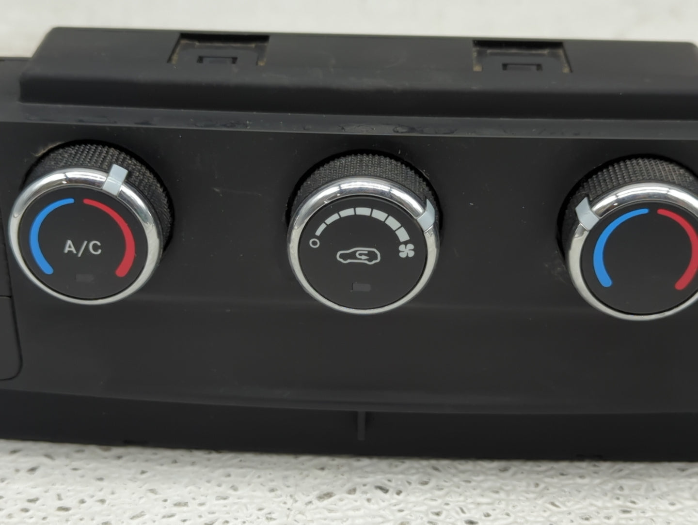 2013 Dodge Caravan Climate Control Module Temperature AC/Heater Replacement P/N:P55111249AF Fits OEM Used Auto Parts - Oemus