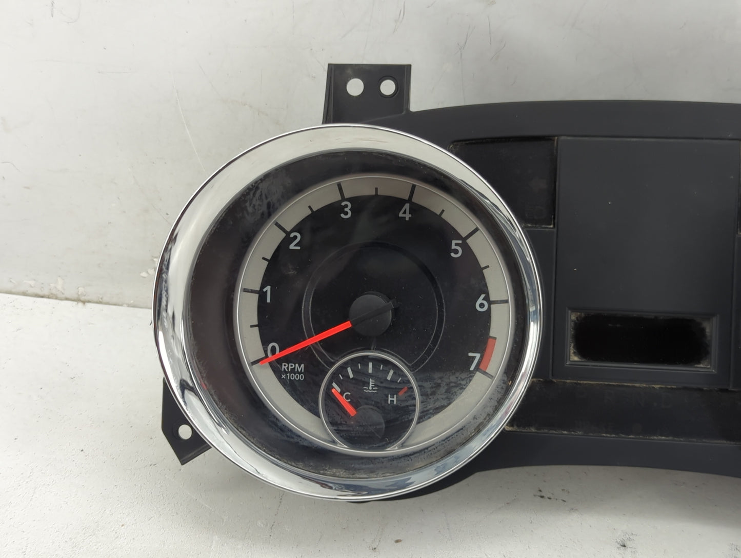2013 Dodge Caravan Instrument Cluster Speedometer Gauges P/N:05091633AA Miles: Fits OEM Used Auto Parts - Oemusedautoparts1.