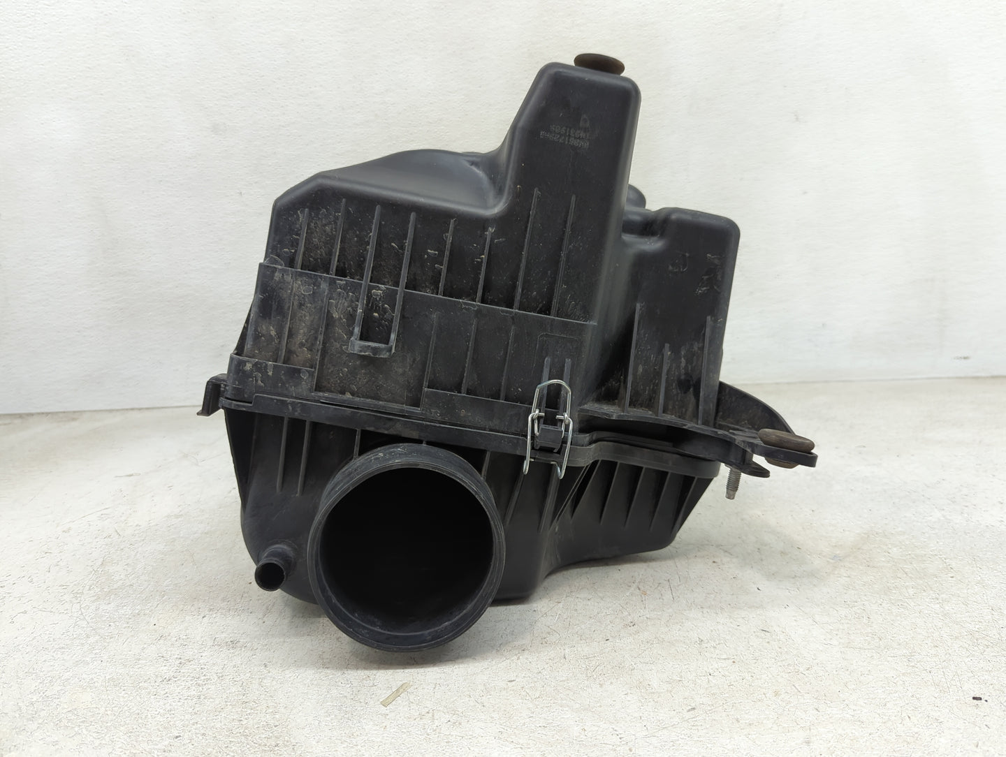 Dodge Caravan Air Cleaner Intake-duct Hose Tube - Oemusedautoparts1.com