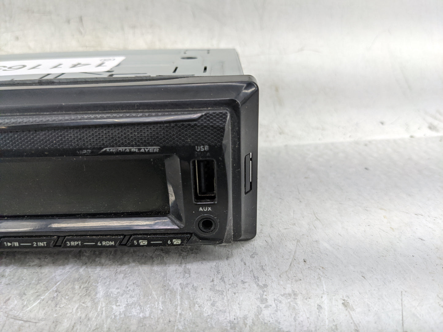 2013 Dodge Caravan Radio AM FM Cd Player Receiver Replacement Fits OEM Used Auto Parts - Oemusedautoparts1.com