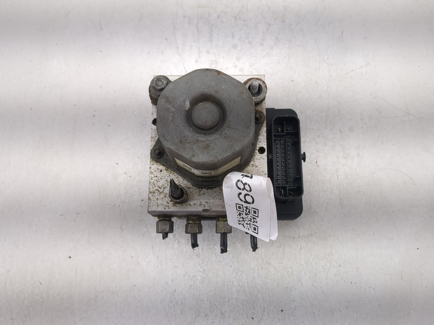 2013 Dodge Caravan ABS Pump Control Module Replacement P/N:P68183803AA Fits OEM Used Auto Parts - Oemusedautoparts1.com
