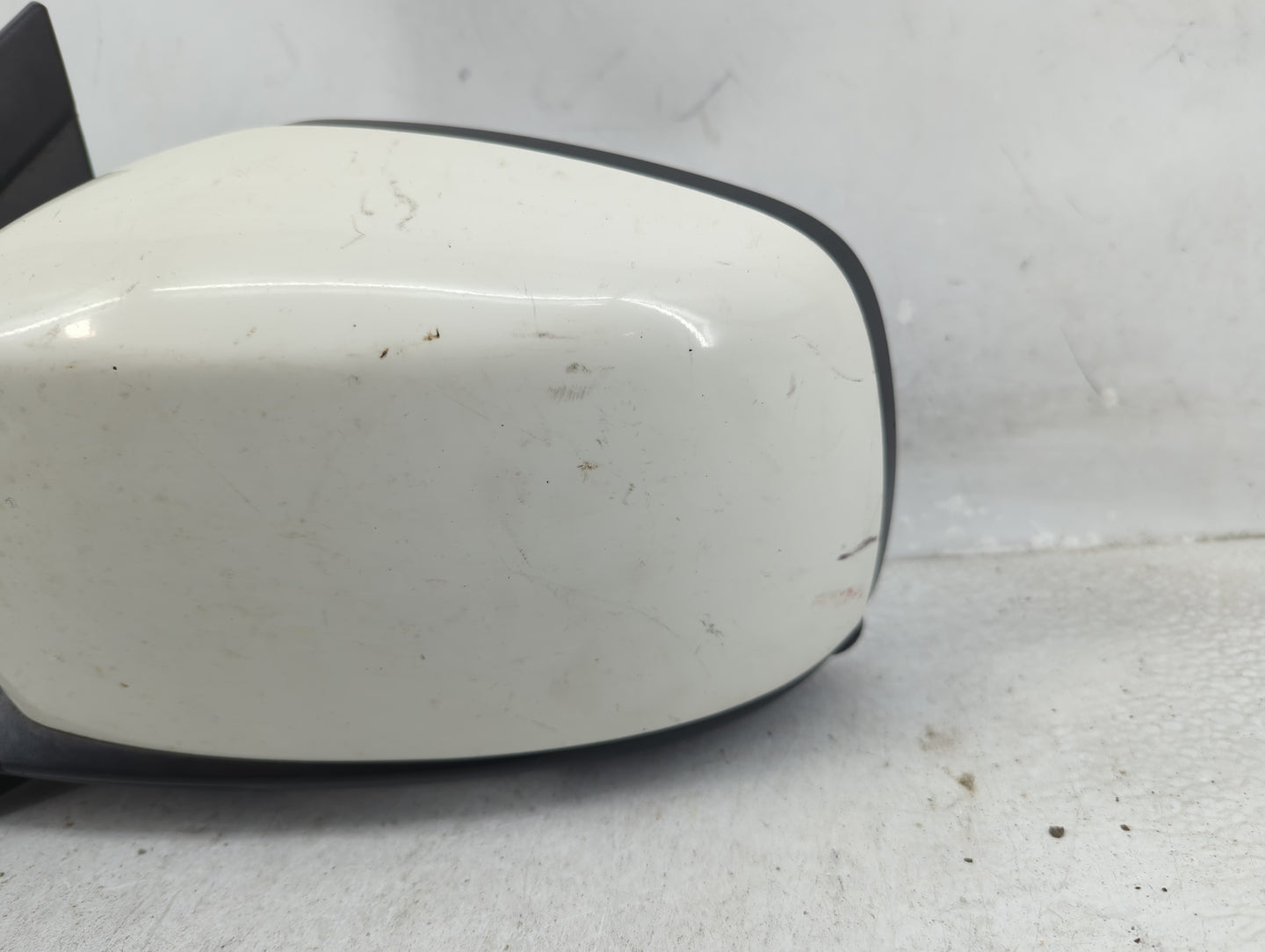 2013 Dodge Caravan Driver Side View Mirror - Left Door Mirror OEM Used - Oemusedautoparts1.com