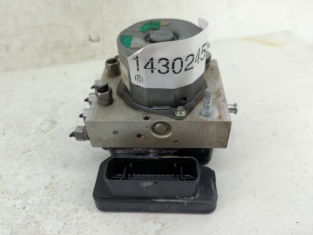 2013 Dodge Caravan Anti-Lock Brake ABS Pump Module Actuator OEM P/N:68183803AB Fits OEM Used Auto Parts - Oemusedautoparts1.