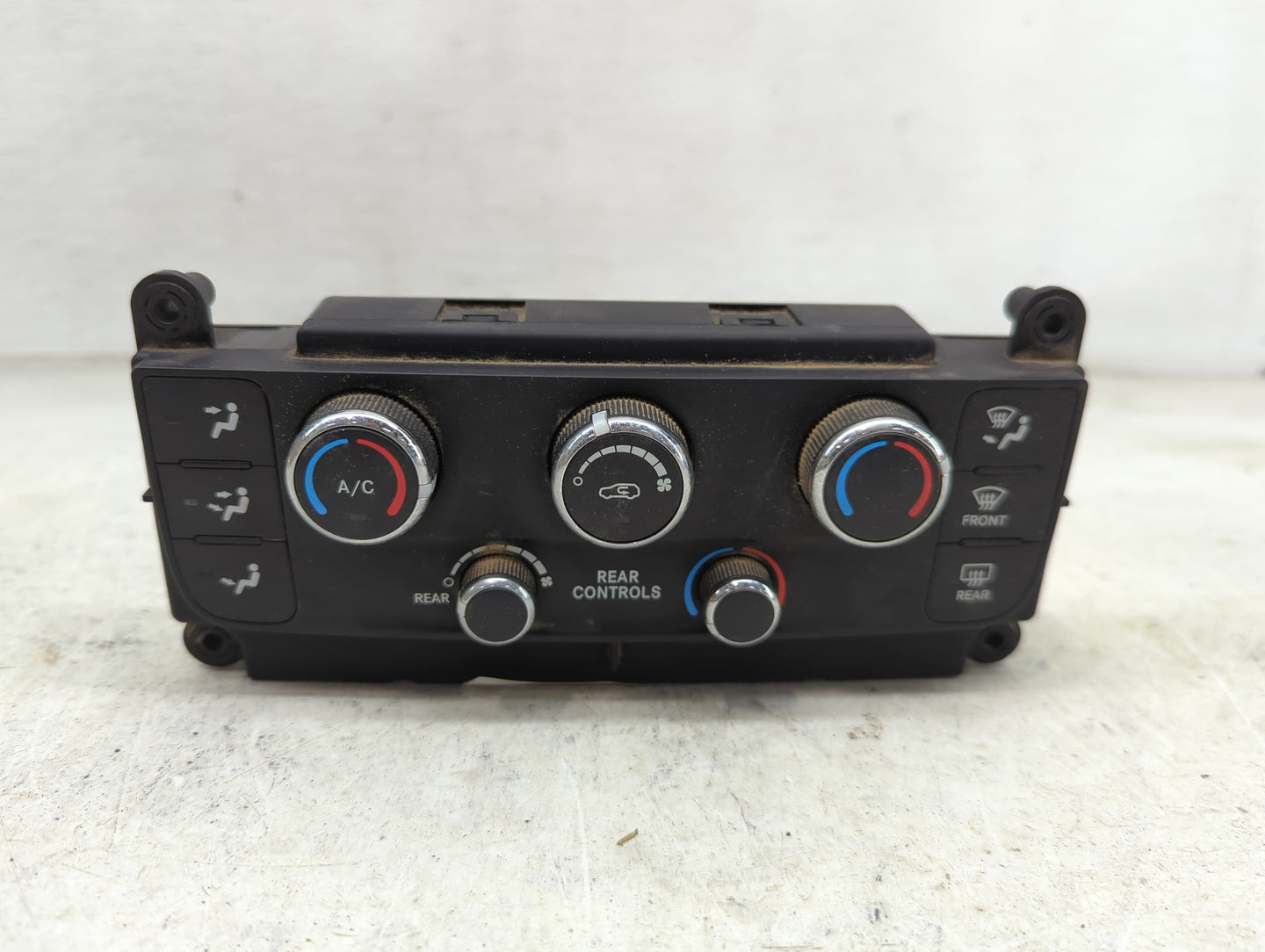 2013 Dodge Caravan Climate Control Module Temperature AC/Heater Replacement P/N:P55111240AF Fits OEM Used Auto Parts - Oemus