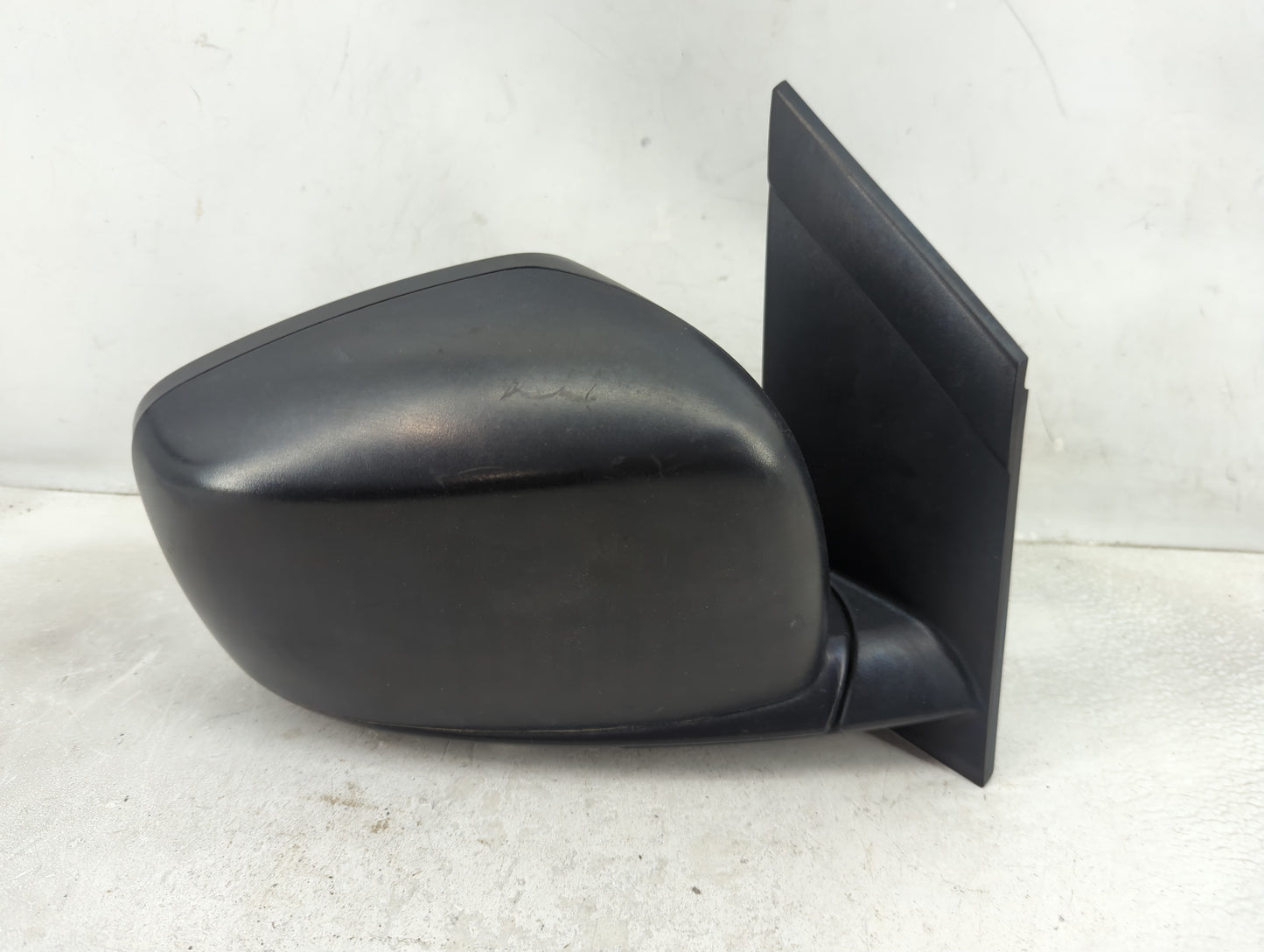 2013 Dodge Caravan Passenger Side View Mirror - Right Door Mirror OEM Used - Oemusedautoparts1.com