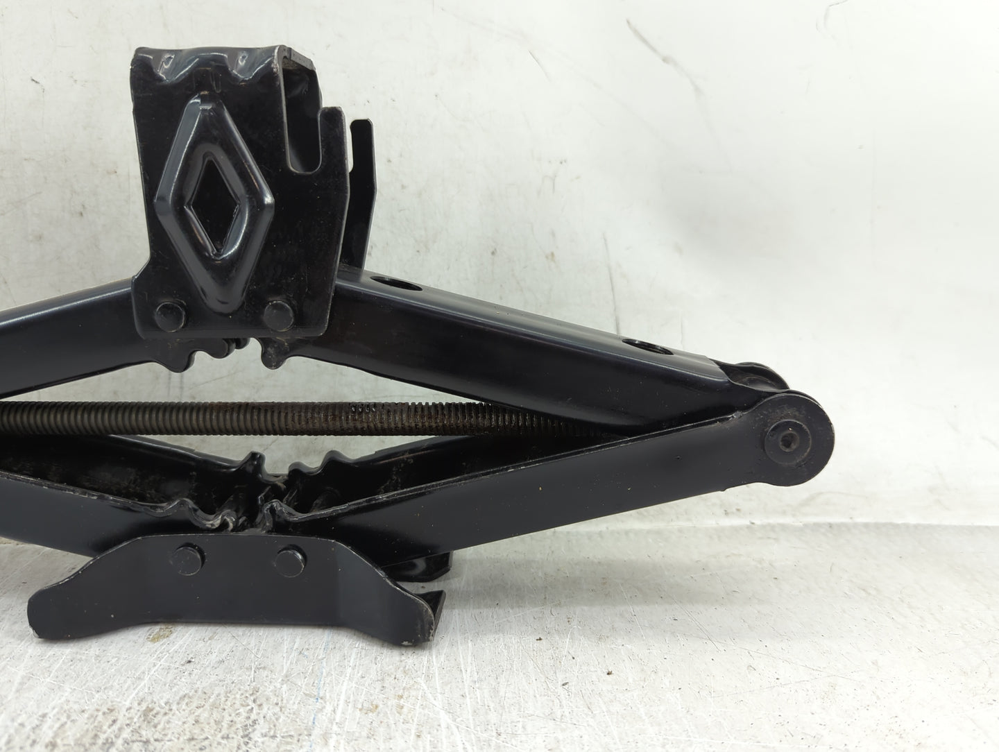 2013 Dodge Caravan Spare Scissor Car Jack - Oemusedautoparts1.com