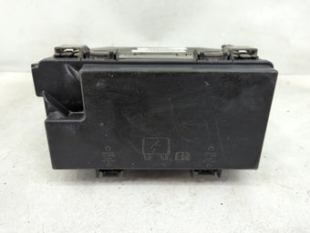 compare product Dodge Caravan Fusebox Fuse Box Relay Module Tipm R62337-001