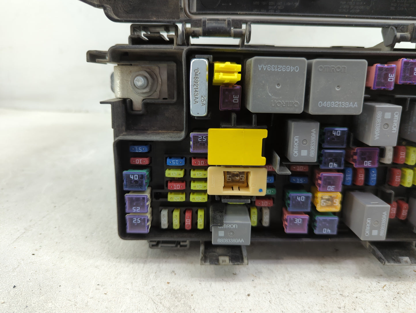 Dodge Caravan Fusebox Fuse Box Relay Module Tipm R62337-001 - Oemusedautoparts1.com