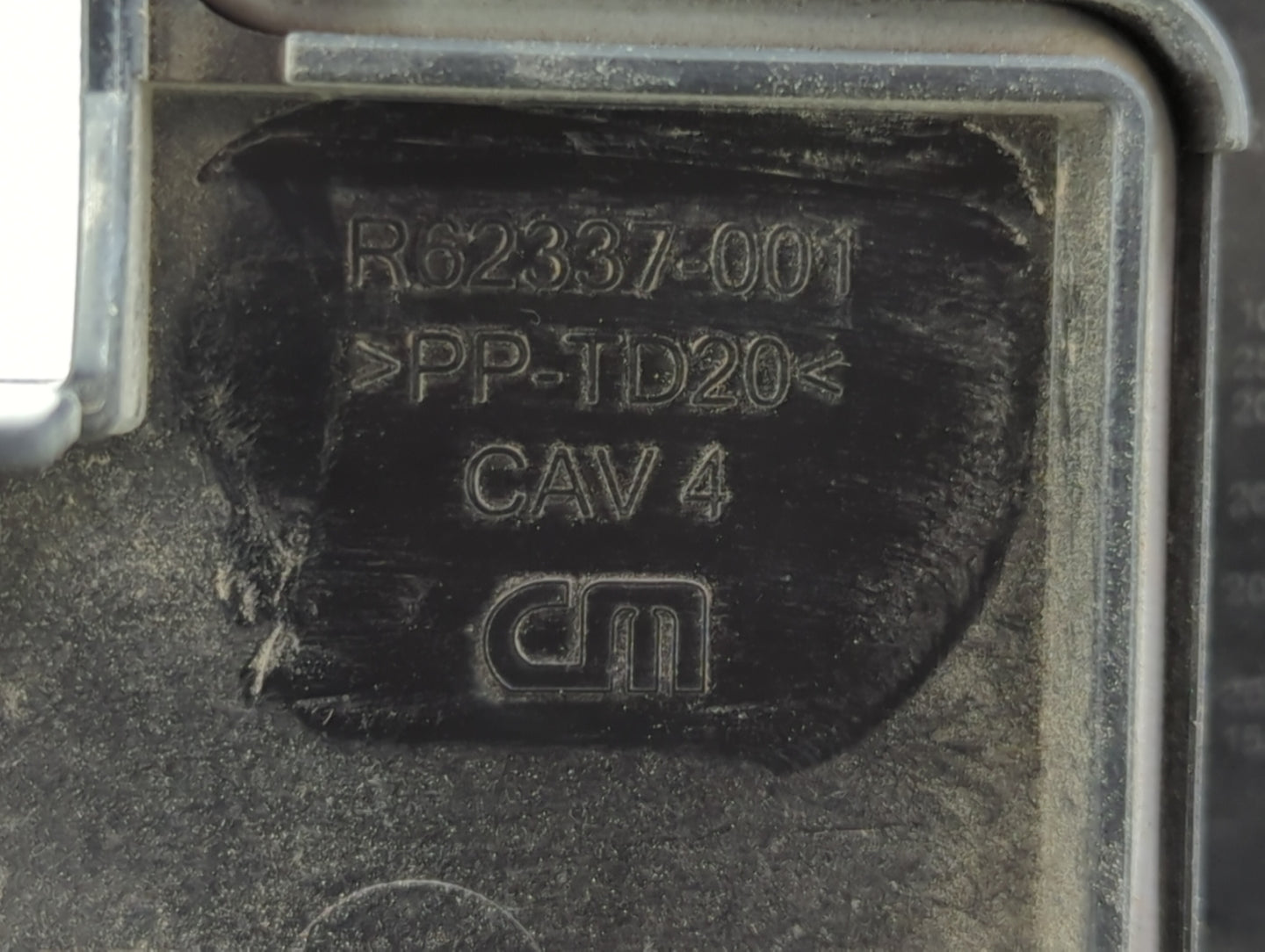 Dodge Caravan Fusebox Fuse Box Relay Module Tipm R62337-001 - Oemusedautoparts1.com
