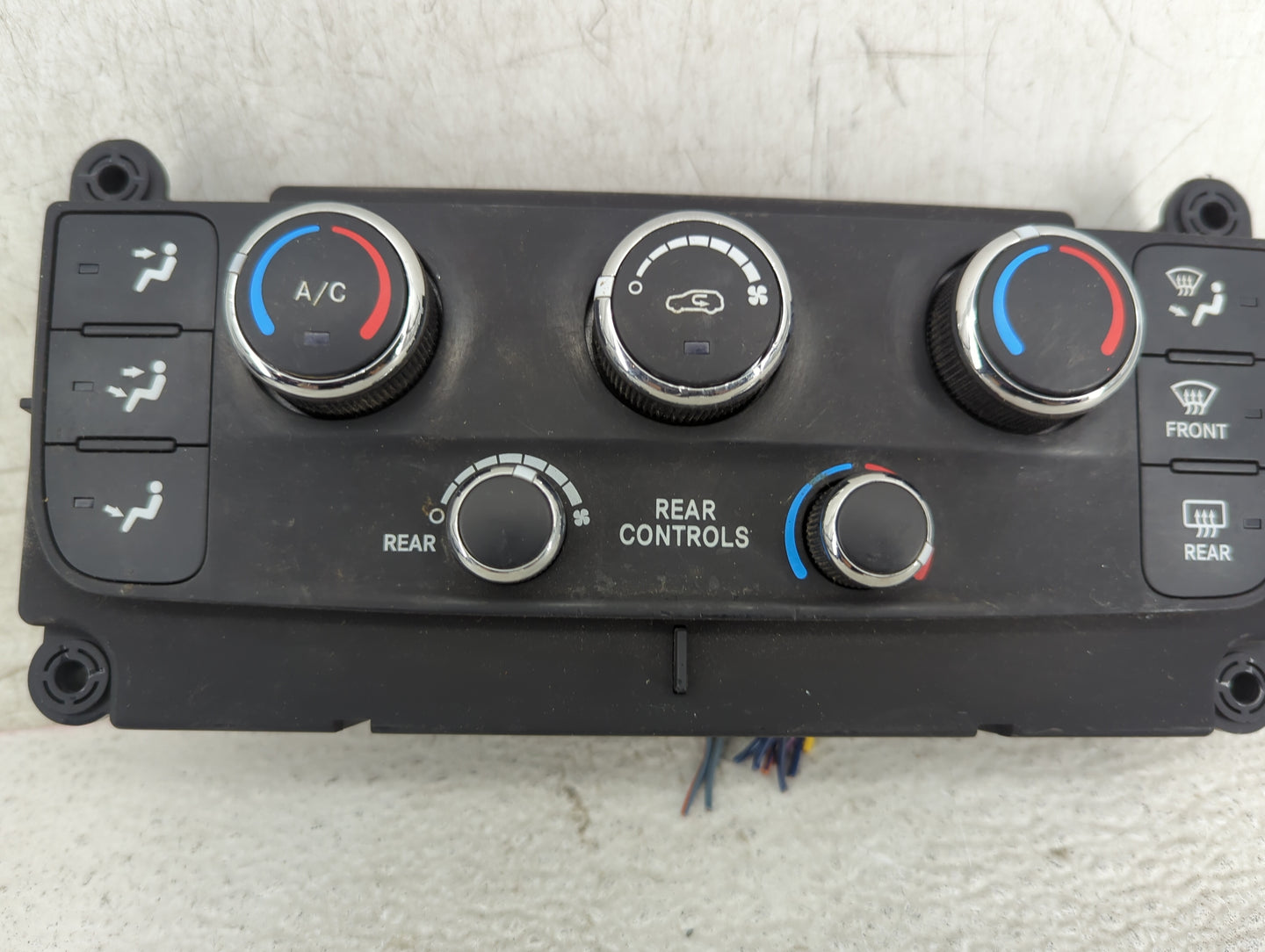 2013 Dodge Caravan Climate Control Module Temperature AC/Heater Replacement P/N:P55111240AF Fits OEM Used Auto Parts - Oemus