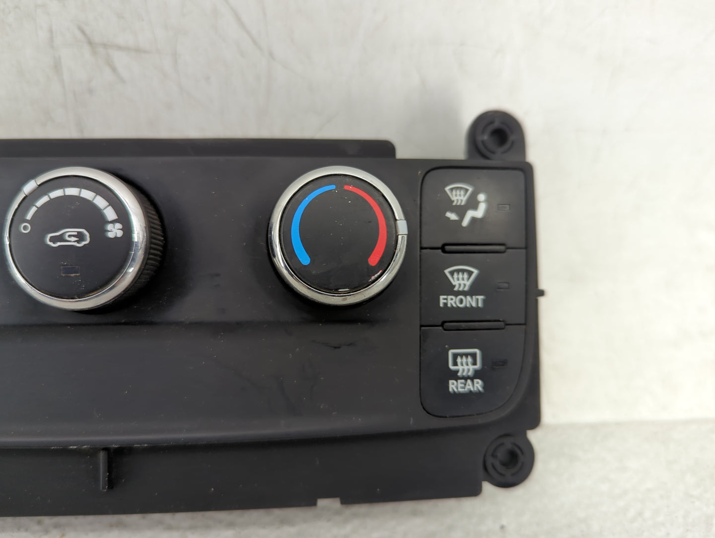 2013 Dodge Caravan Climate Control Module Temperature AC/Heater Replacement P/N:P55111249AF Fits OEM Used Auto Parts - Oemus
