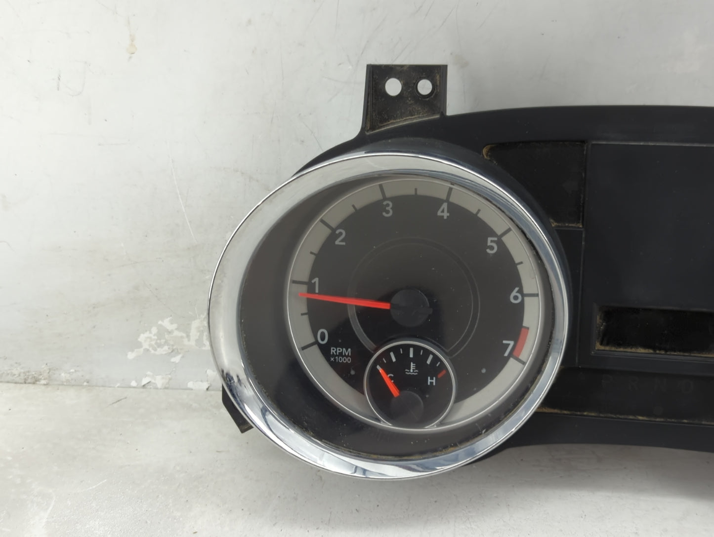 2013 Dodge Caravan Instrument Cluster Speedometer Gauges P/N:P05091633AA TJKQI053350400, A2C30085704 Fits OEM Used Auto Part