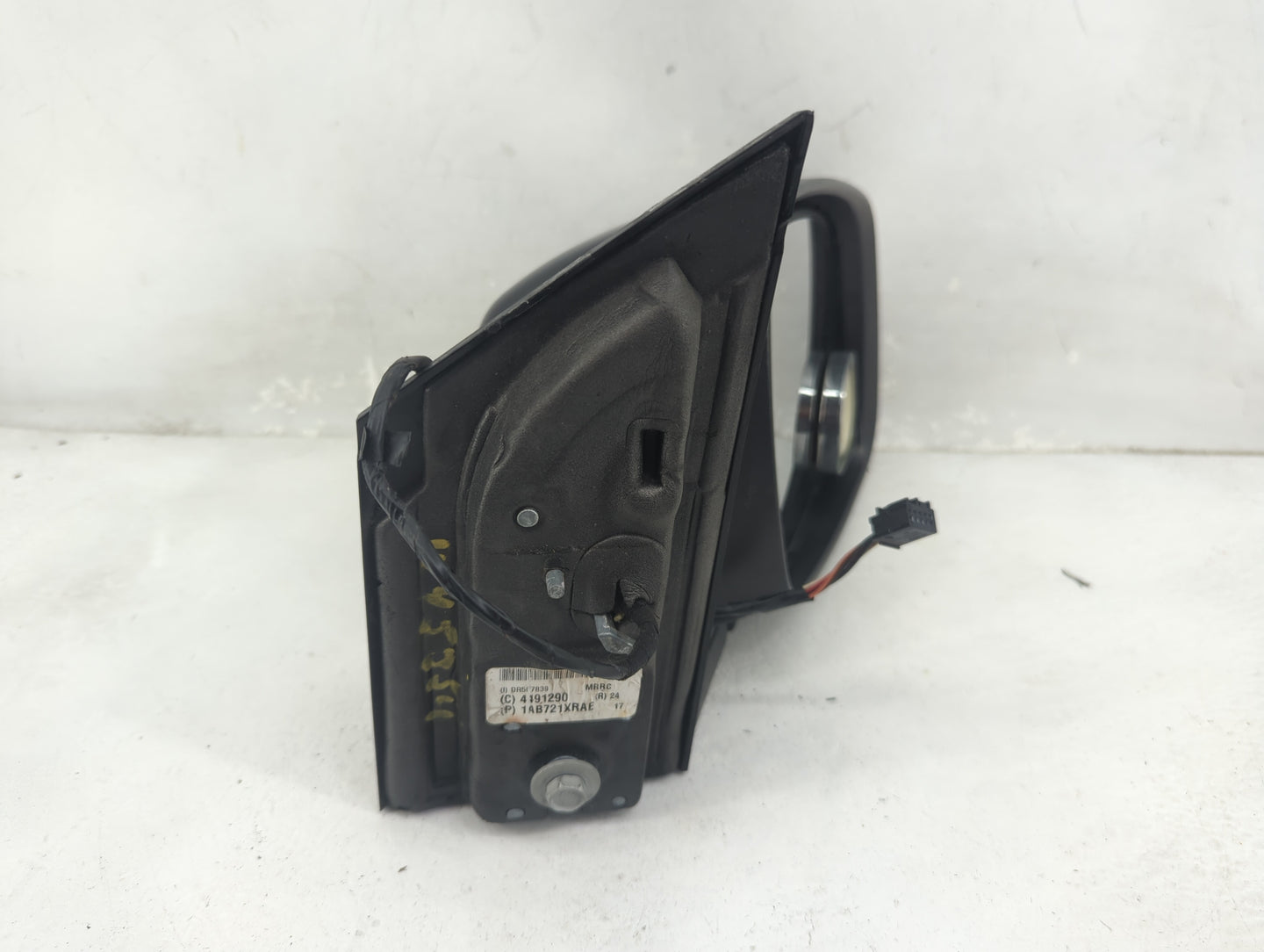 2013 Dodge Caravan Passenger Side View Mirror - Right Door Mirror OEM Used - Oemusedautoparts1.com