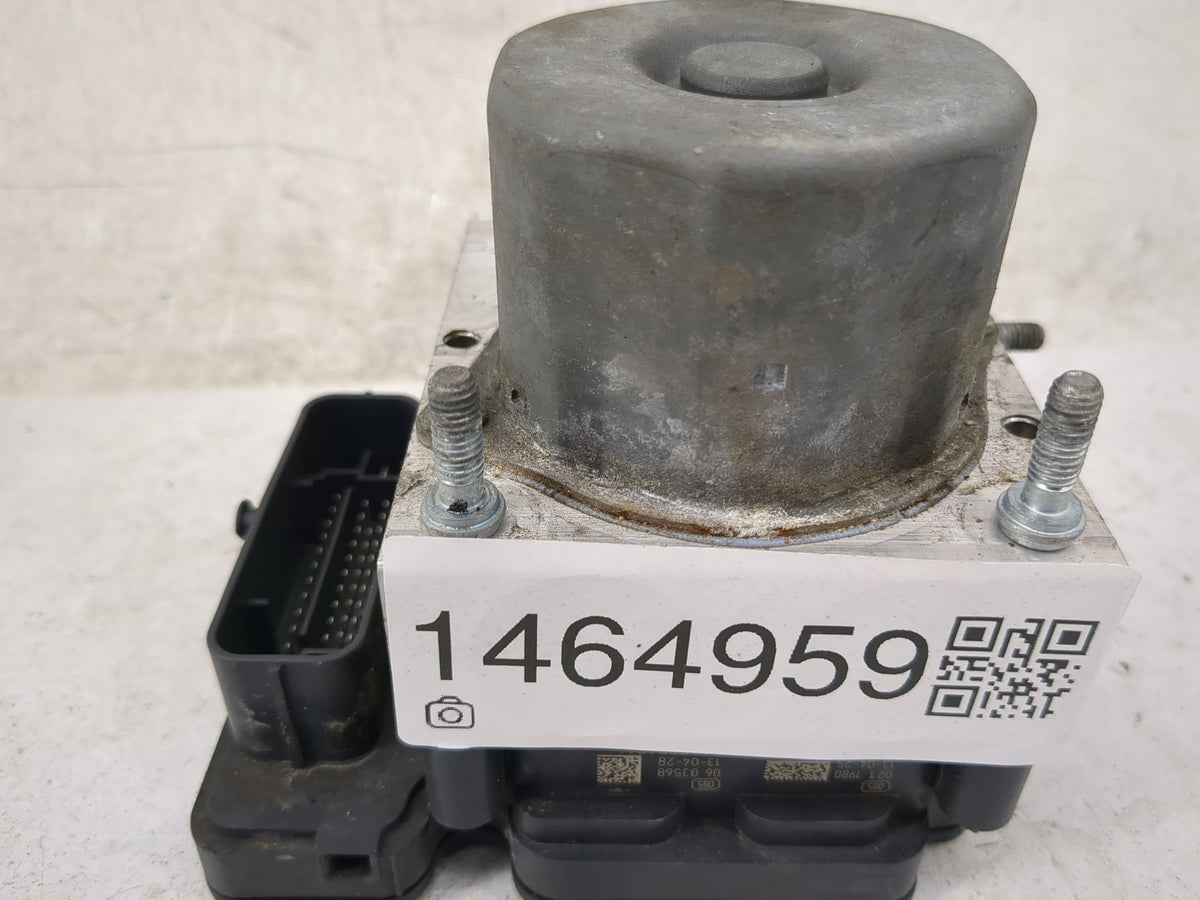 2013 Dodge Caravan Anti-Lock Brake ABS Pump Module Actuator OEM P/N:2265106455 0265956014, 0265239083 Fits OEM Used Auto Par