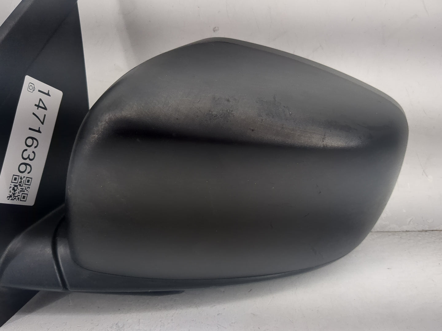 2013 Dodge Caravan Driver Side View Mirror - Left Door Mirror OEM Used - Oemusedautoparts1.com