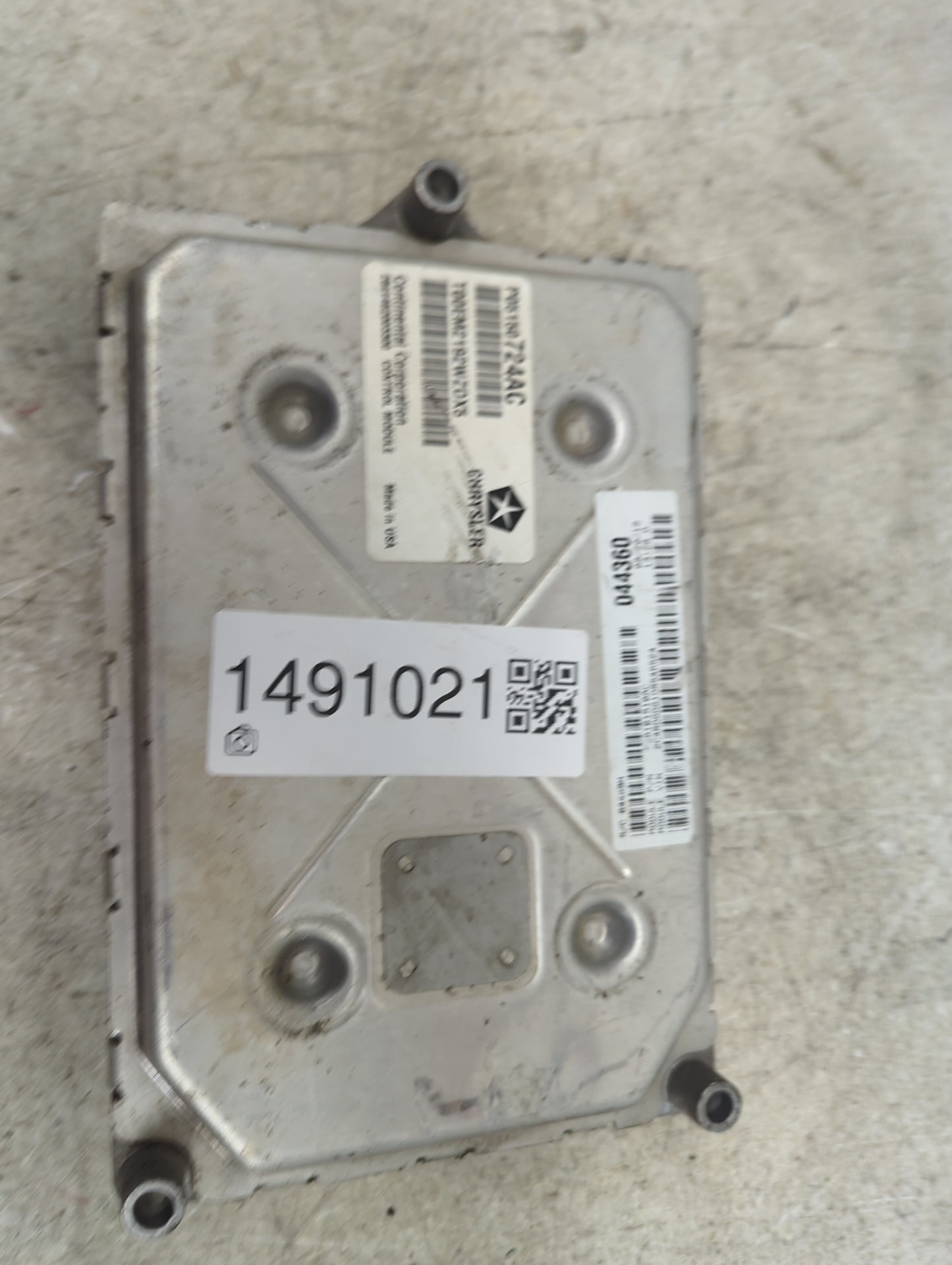 2013 Dodge Caravan PCM Engine Control Computer ECU ECM PCU OEM P/N:P05150724AC T00EM2192WZDX5 Fits OEM Used Auto Parts - Oem