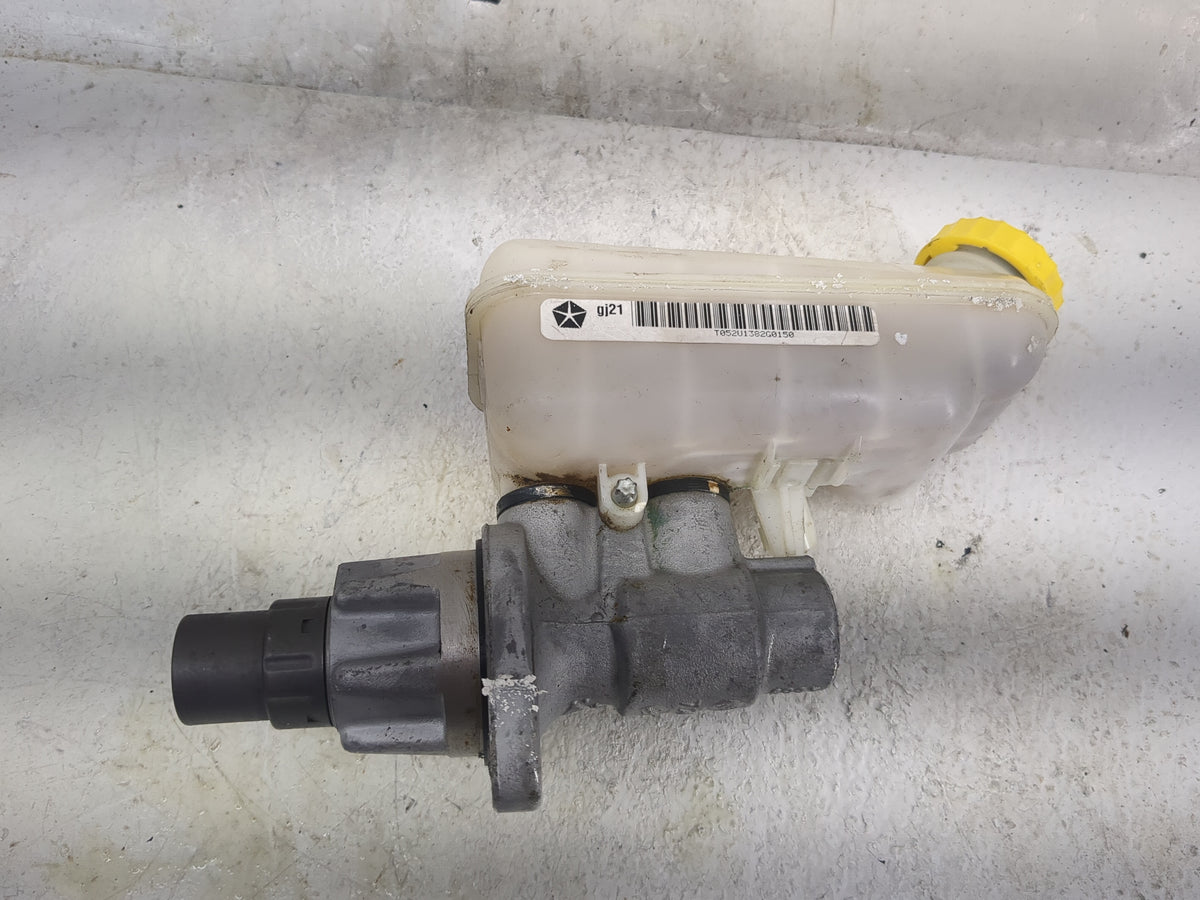 Dodge Caravan Brake Master Cylinder 1497536 - Oemusedautoparts1.com