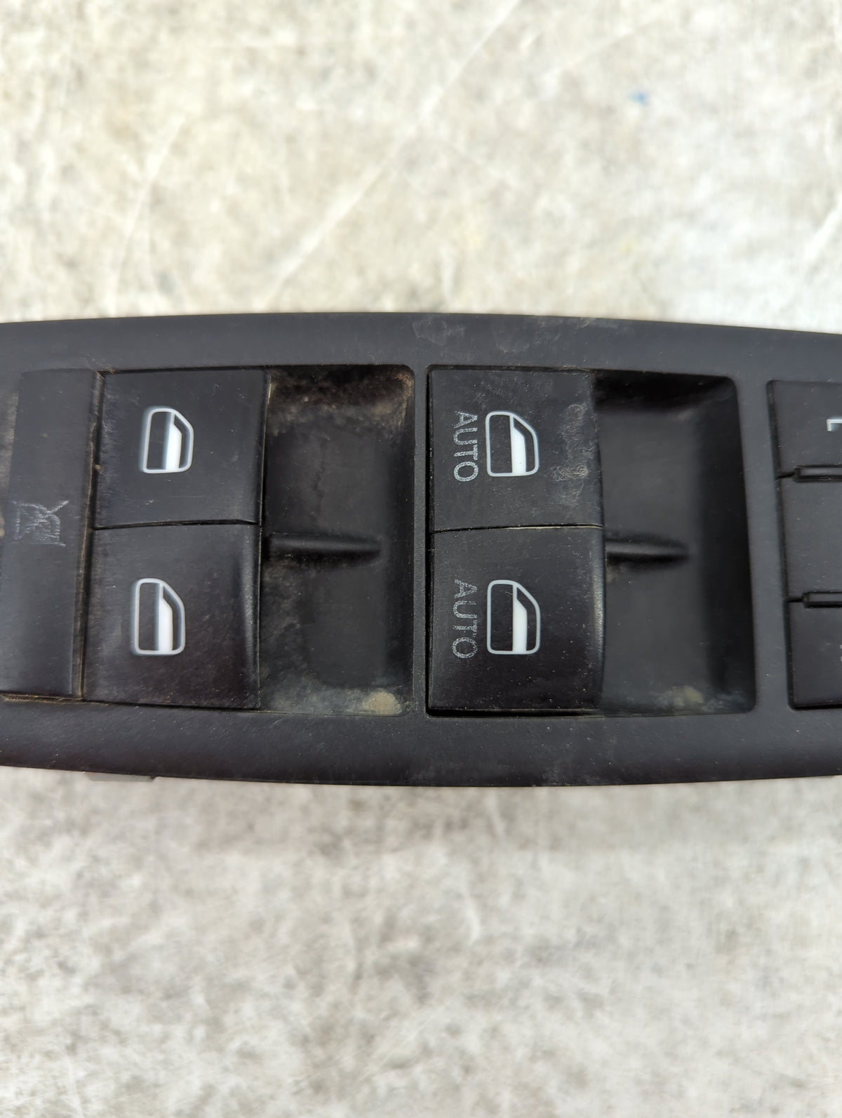 2013 Dodge Caravan Master Power Window Switch Replacement Driver Side Left P/N:68298871AA 1013G342 Fits OEM Used Auto Parts 