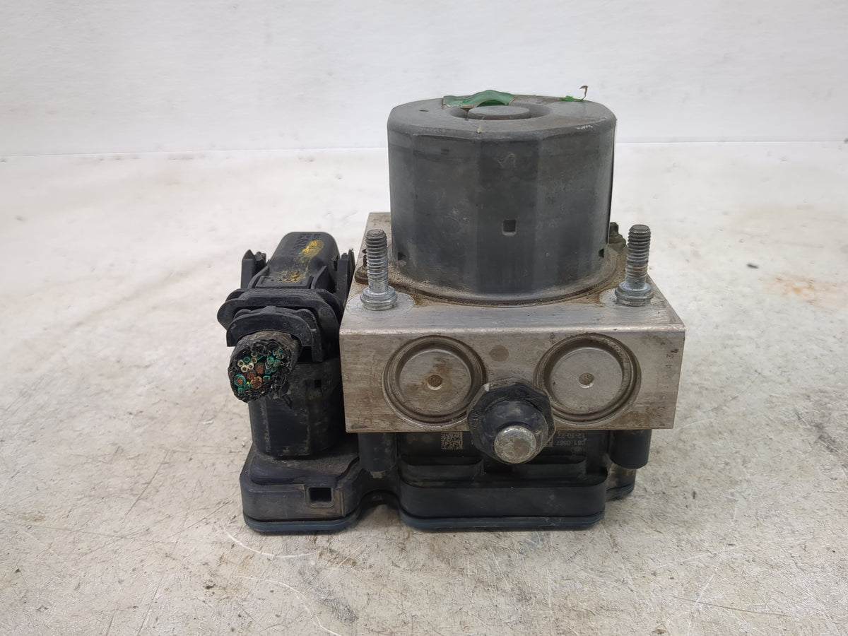 2013 Dodge Caravan Anti-Lock Brake ABS Pump Module Actuator OEM P/N:68163803AA 0265951641, 0265241144 Fits OEM Used Auto Par